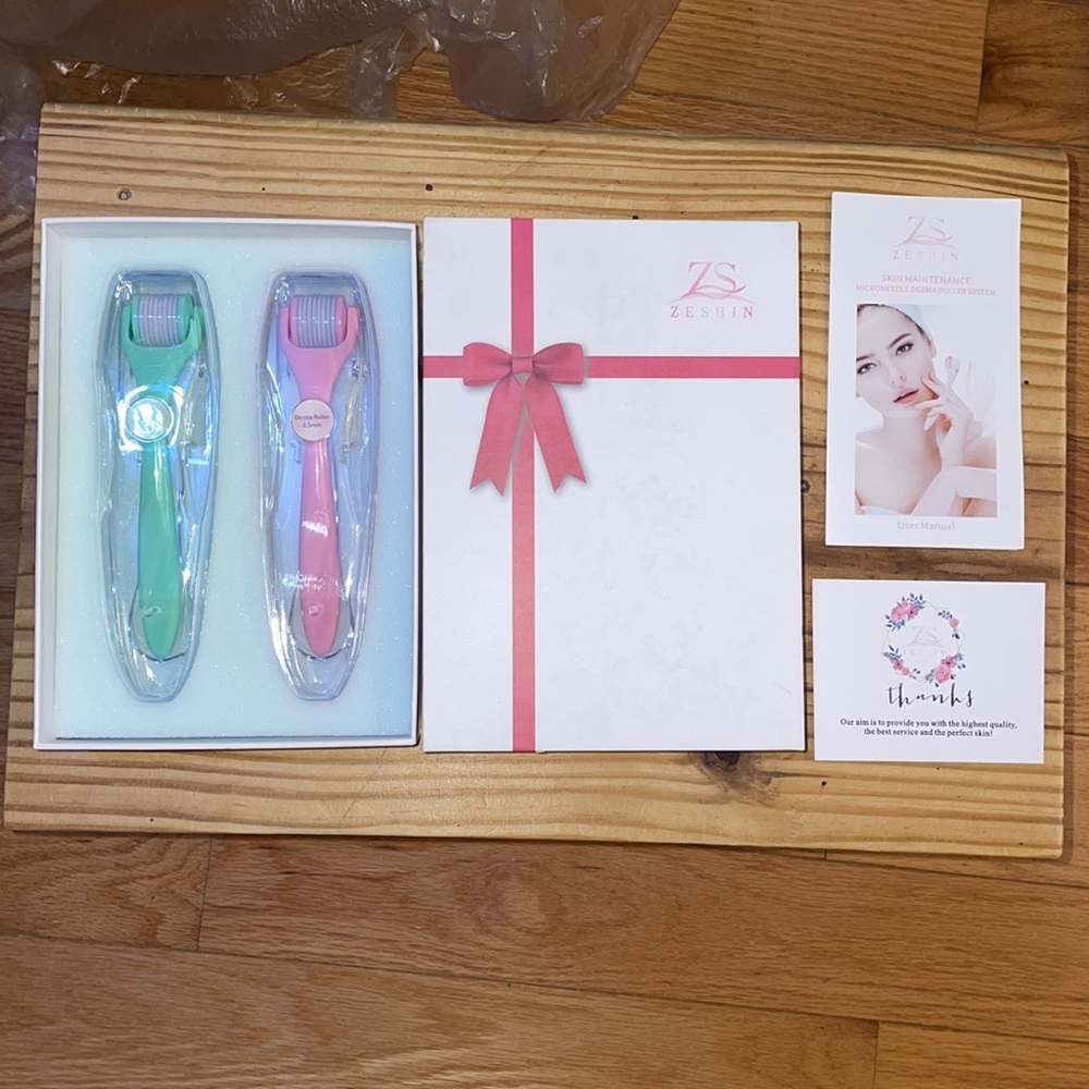 ‼️FLASH SALE‼️ Brand new micro roller (2pcs)